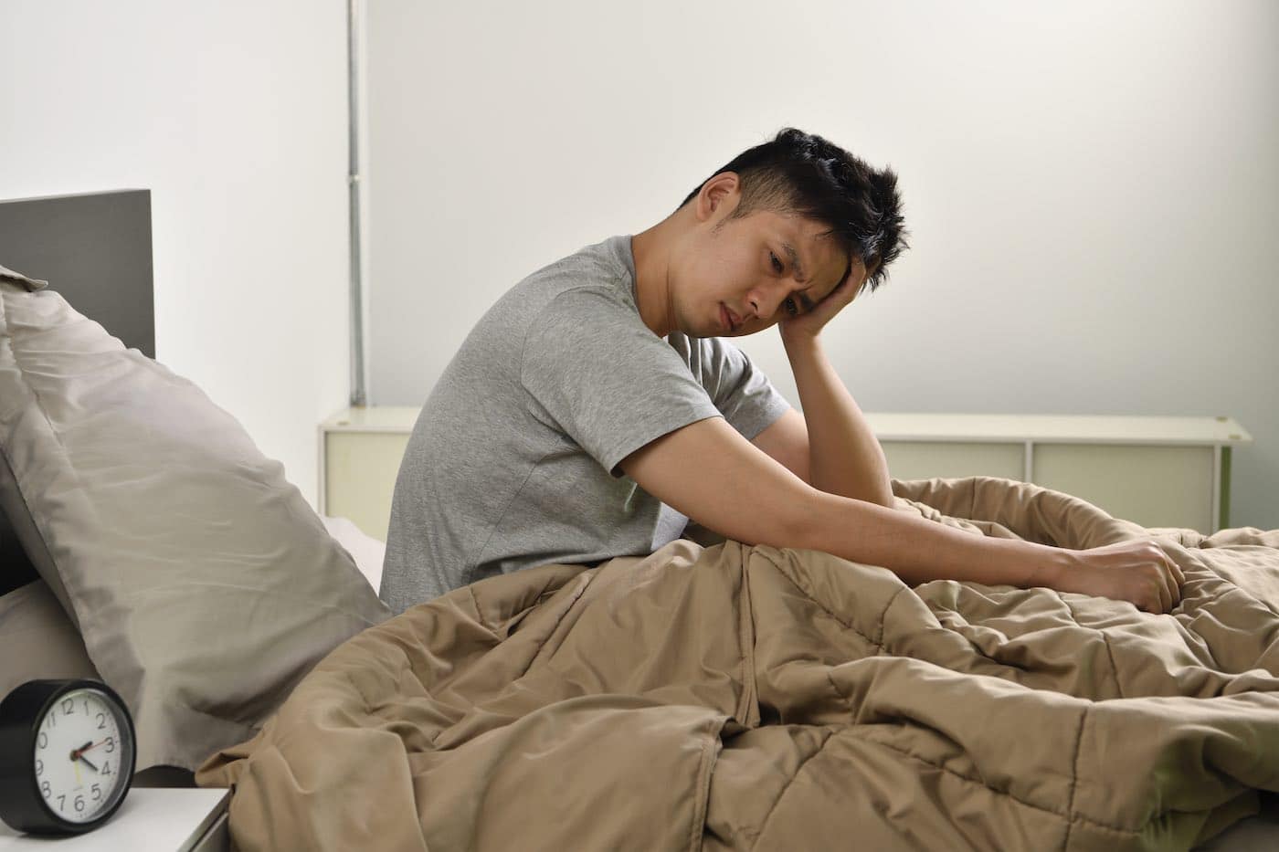 Ngủ thiếu giấc sẽ ảnh hưởng đến sức khoẻ nam giới